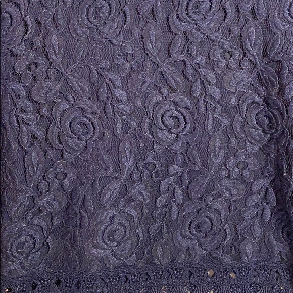 SUPER CUTE Floral Lace Crop Top - Picture 6 of 8